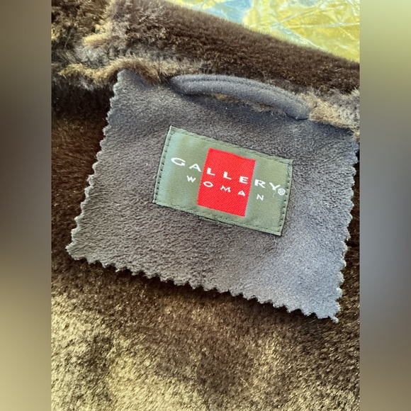 Women’s warm GALLERY faux fur coat ☃️☃️WASHABLE! - Picture 10 of 11